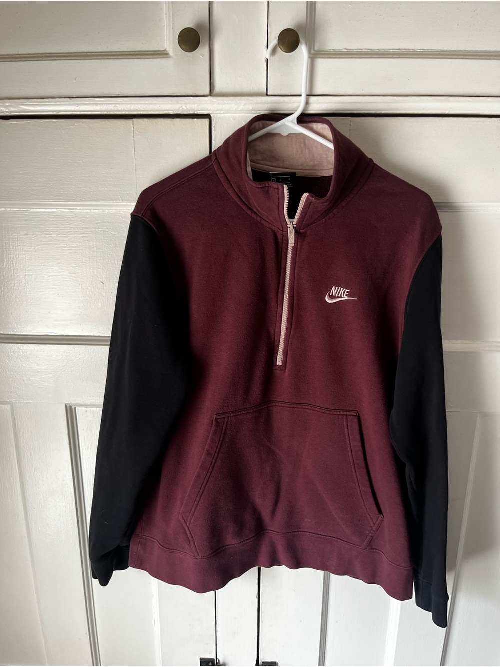 Nike - Half-Zip Fleece Sweatshirt in Maroon and Black - Men’s Size L